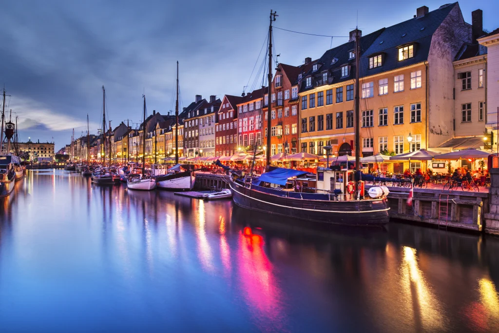 Vận tải hàng đường biển sang Cảng Copenhagen nhanh chóng - an toàn!