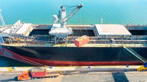 Xuất Khẩu Nội Thất Gỗ Bằng Đường Biển - Quy Trình, Rủi Ro Và Cách Tối Ưu Chi Phí